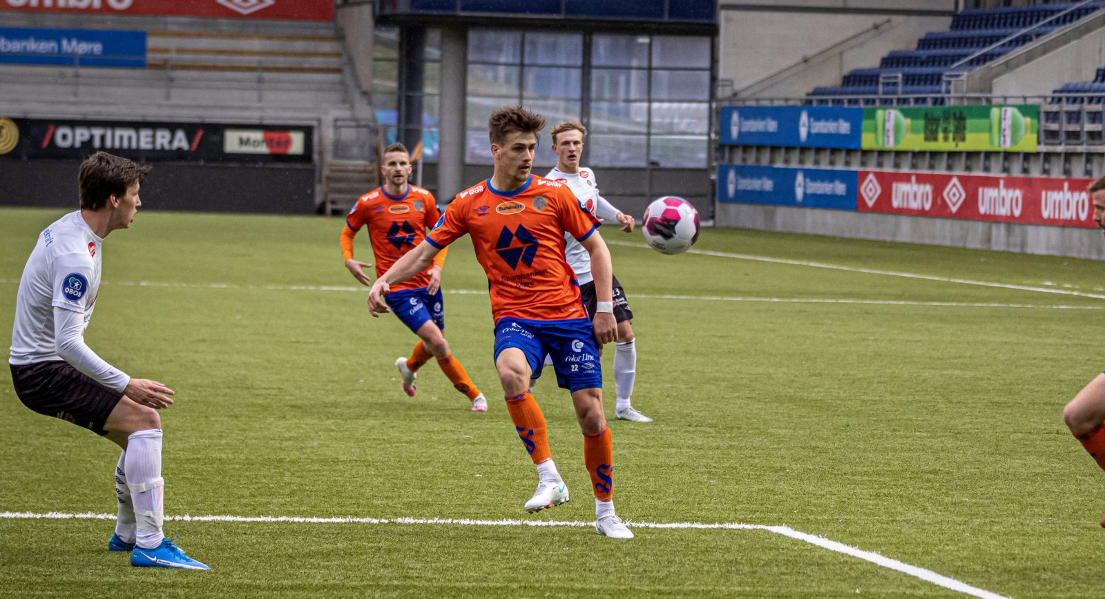 Før kampen Aalesund StjørdalsBlink / Aalesund