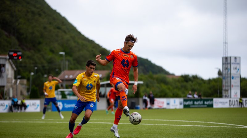 Siguard Haugen med 1-2-scoring etter 51 ninutter! Foto: Srdan Mudrinic