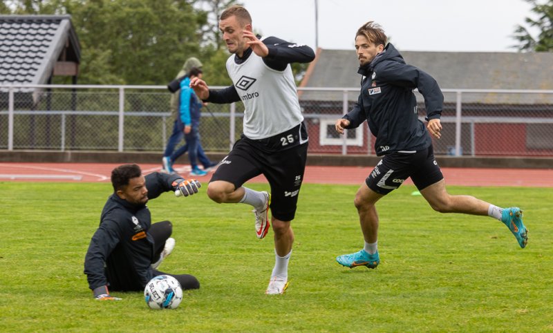 STOR FART: Besim Serbecic liker før han scorer på trening. Gjør han det samme mot RBK?