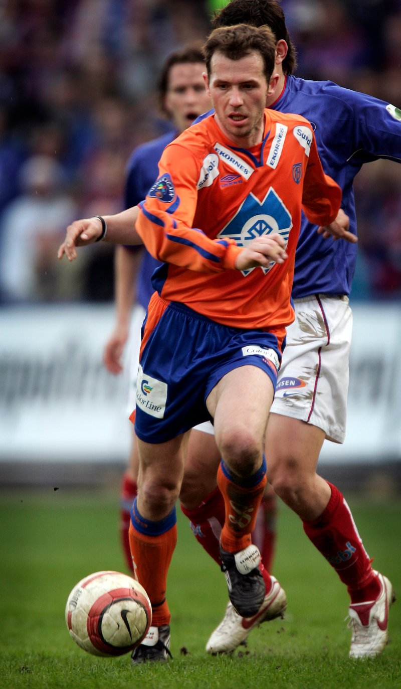 Melland mot Vålerenga i 2005 (Foto: NTB Scanpix)