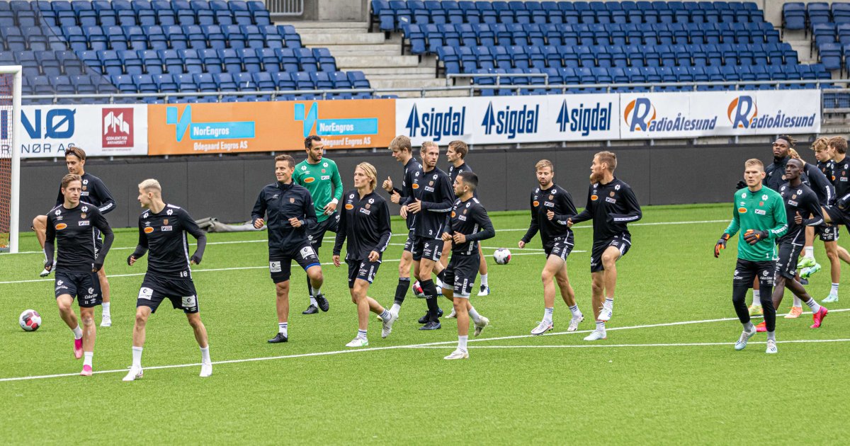 Sjekk N r Vi Spiller Treningskamper Aalesund