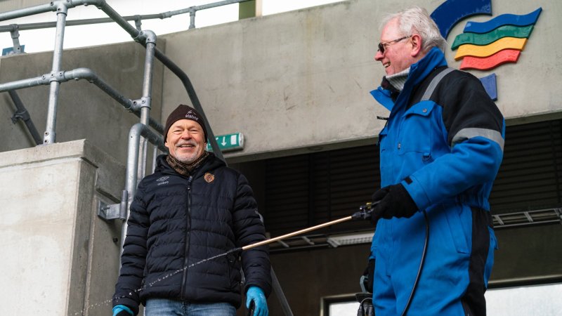 God stemning under spyling av stadion!