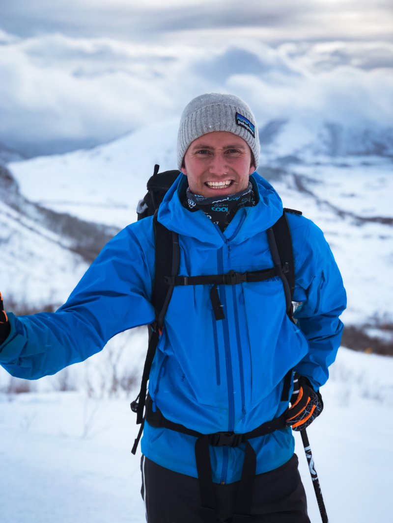 Morten elsker å tilbringe tid ute. Sunnmørsalpene er en av favorittplassene.