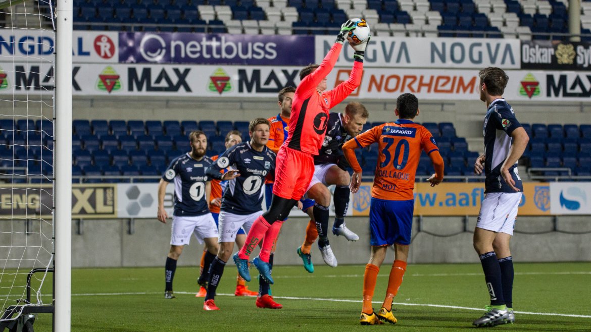 AaFK - KBK 0 - 2 (0-0) Foto: Srdan Mudrinic