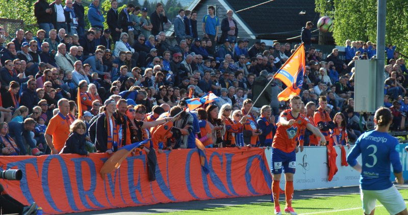 Vi er veldig stolt over støtten supporterne med Stormen Oslo i spissen. Foto: Tore Hole Oksnes